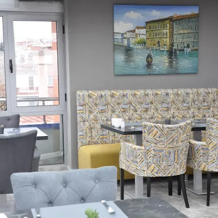 Tufad Prestige Boutique Szálloda 3*