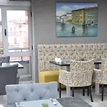 Tufad Prestige Boutique Hotel 3*